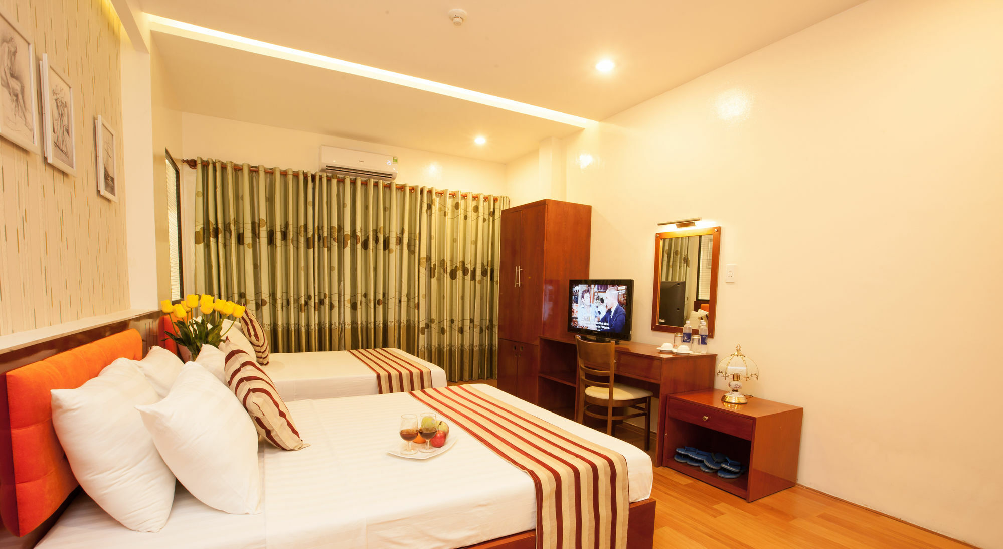 Saigon Crystal Hotel Хошимин Екстериор снимка