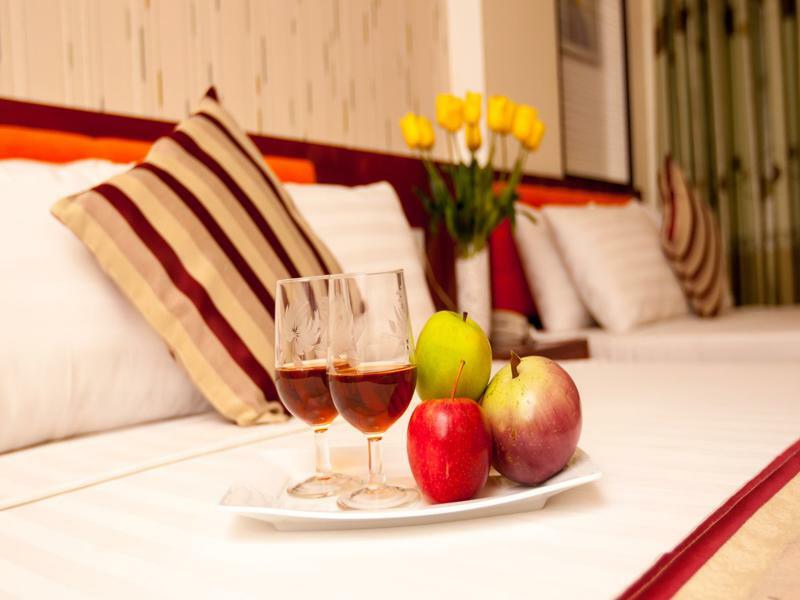Saigon Crystal Hotel Хошимин Екстериор снимка