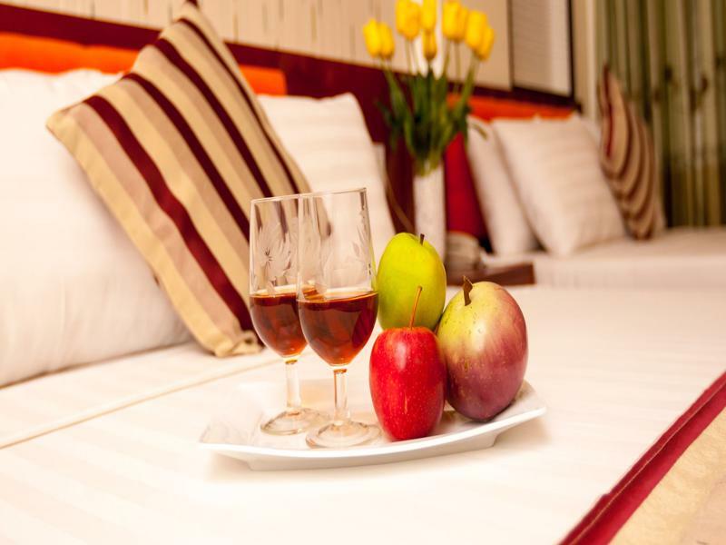 Saigon Crystal Hotel Хошимин Екстериор снимка