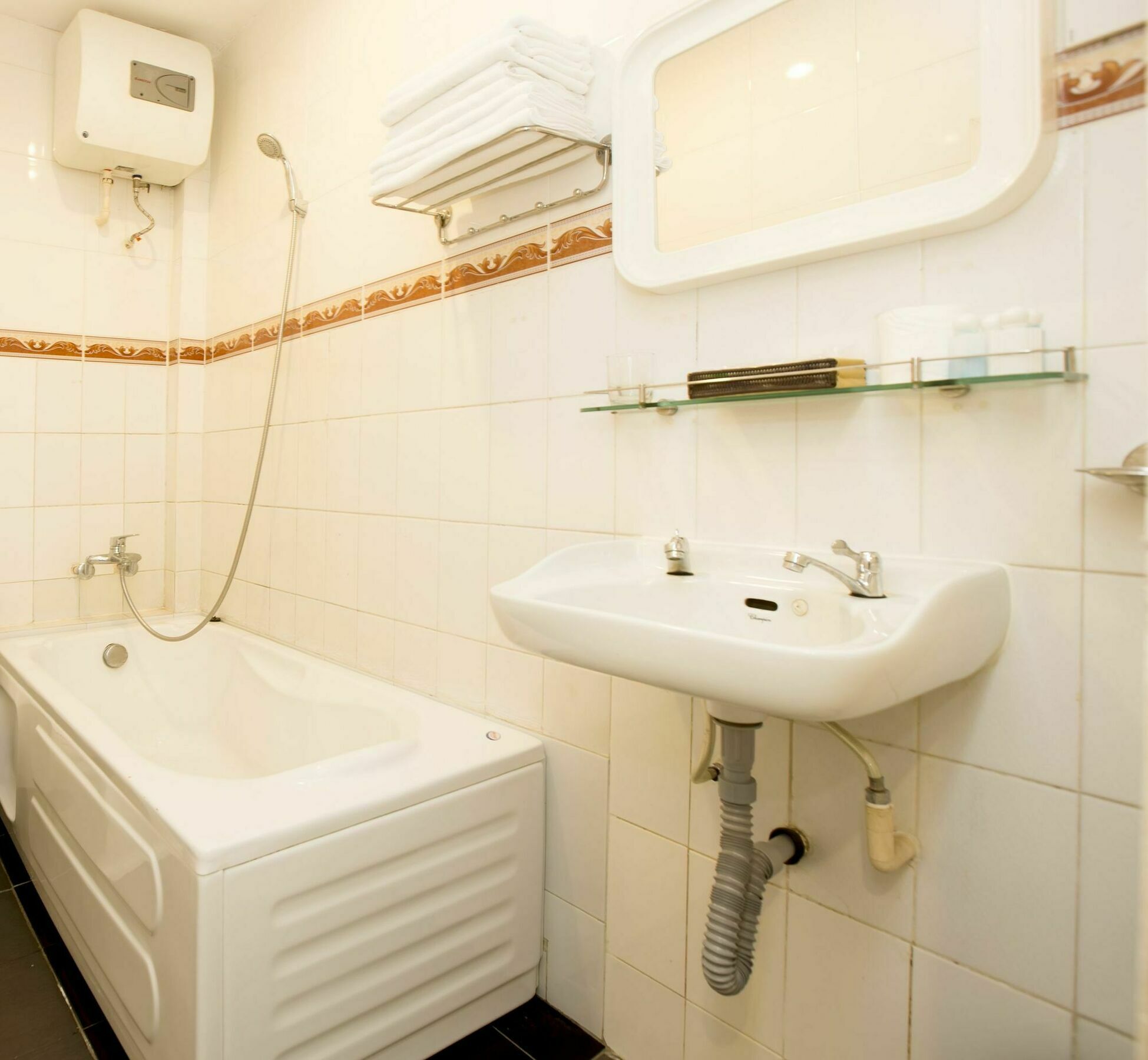 Saigon Crystal Hotel Хошимин Екстериор снимка
