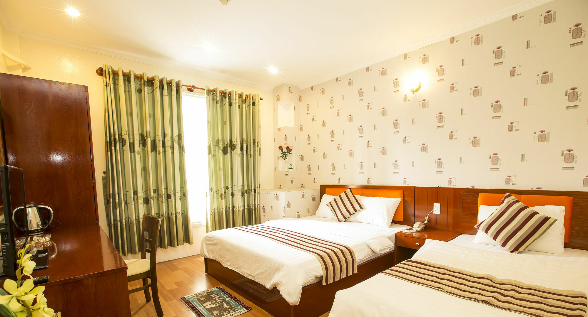 Saigon Crystal Hotel Хошимин Екстериор снимка